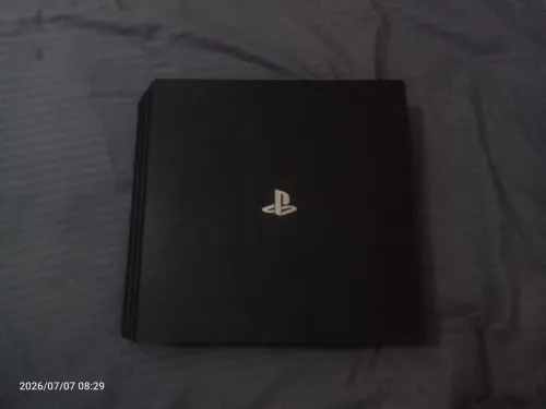 PS4 PRO excellent état