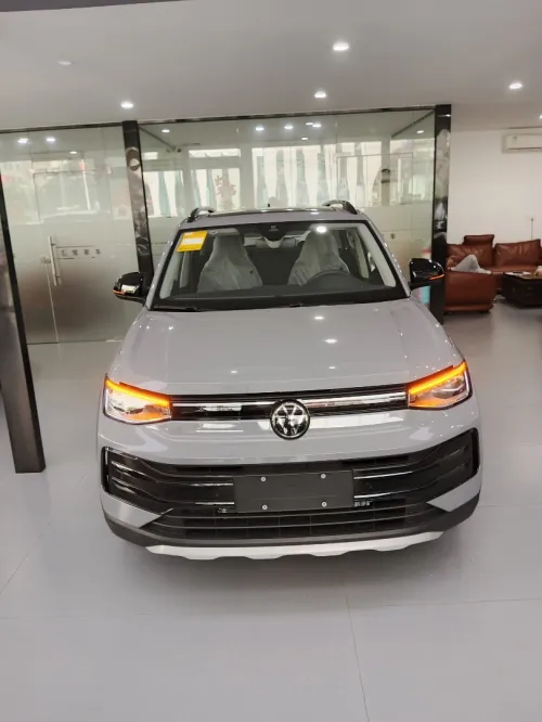Volkswagen Tahru 2025 Tharu xr full option