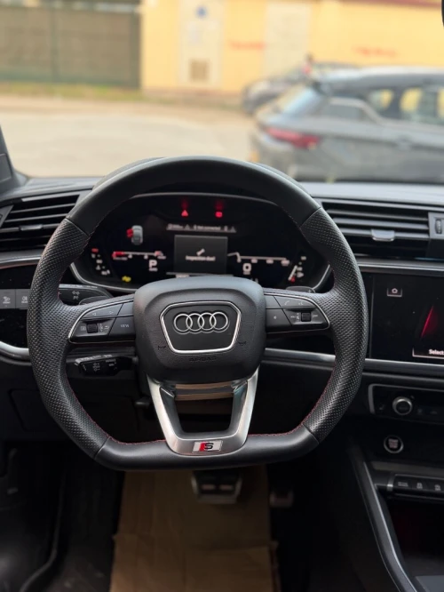 Audi Q3 2025 Sline