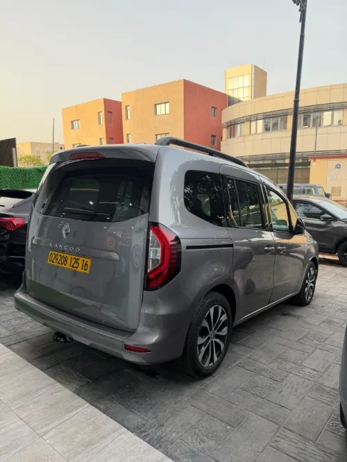 Renault Kangoo 2025 