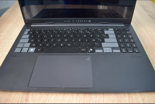 Asus Vivobook Pro laptop gaming Rtx 4050 RAM 24Go
