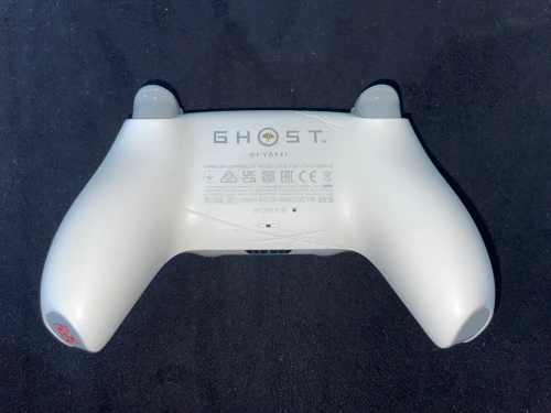 Console PS5 Standard Édition limitée Ghost of Yōtei Gold plus Cd Fc26