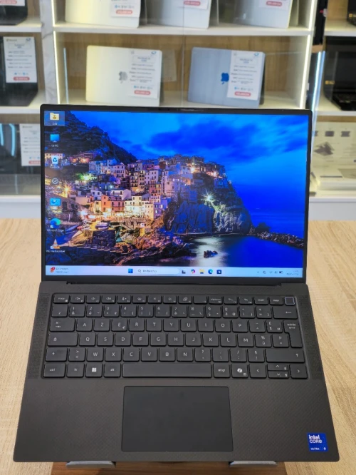 LAPTOP DELL STATION PRECISION 5490 ULTRA-9 185H 64G 2T SSD RTX 2000 ADA 8G 14'' FHD+