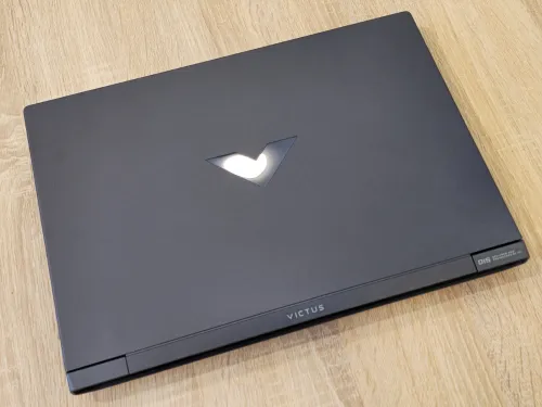 (VENDU) HP VICTUS GAMING I7-13620H 16G 1T SSD RTX 5060 8G 15.6'' IPS 144HZ SOUS EMBALLAGE