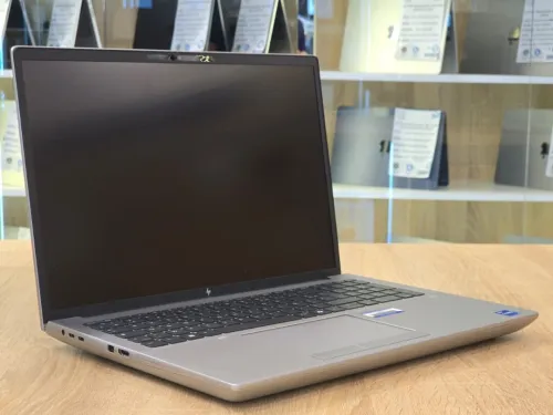 (VENDU) STATION HP ZBOOK FURY G11 16 INCH I7-13850HX 32G 1T SSD RTX 3500 ADA 12G NEUF