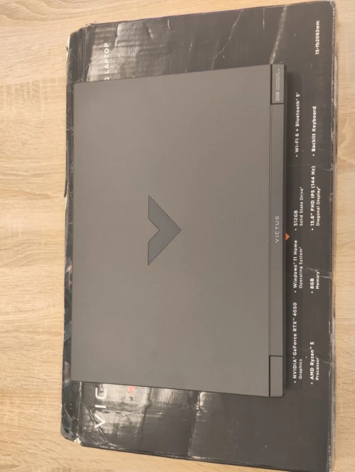 (VENDU) HP Victus Gaming 15-FB Ryzen 7 7845HS 16Go DDR5 1TB NVMe RTX 4060 8Go 15.6" FHD IPS 144Hz