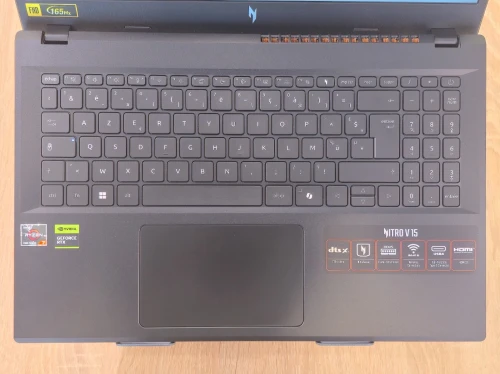 (VENDU) ACER NITRO V15 RYZEN 7 7735HS 16G 512G SSD RTX4060 8G 15.6'' FHD 144HZ AZERTY
