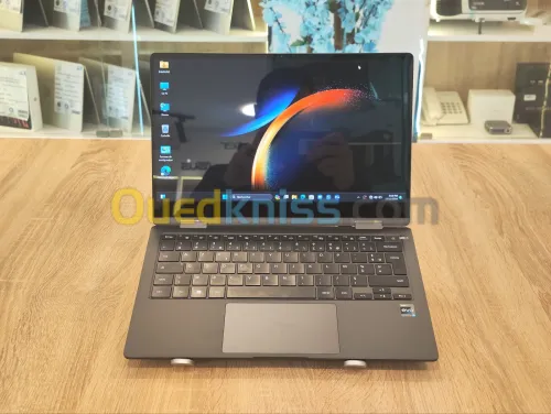 SAMSUNG GALAXY BOOK3 NP730QFG I5-1340P 16Go DDR5 512GB NVMe 13'' FHD AMOLED  TACTIL 360 [VENDU]