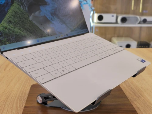 (VENDU) DELL XPS 9340 ULTRA7 155H 16G 512G SSD 13.4'' FHD+ 120HZ 