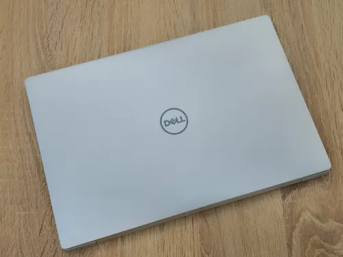 (VENDU) DELL XPS 9340 ULTRA7 155H 16G 512G SSD 13.4'' FHD+ 120HZ 