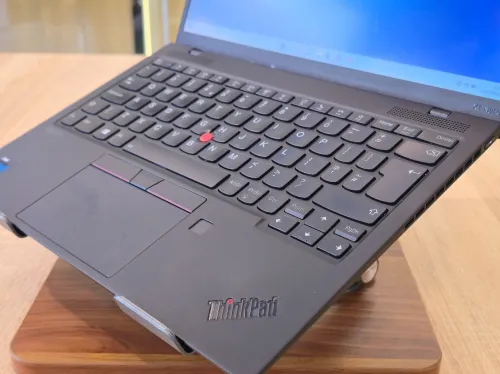 (VENDU) LENOVO THINKPAD X1 NANO GEN 1 I7-1160G7 16Go 512GB NVMe 13.3" FHD+ IPS