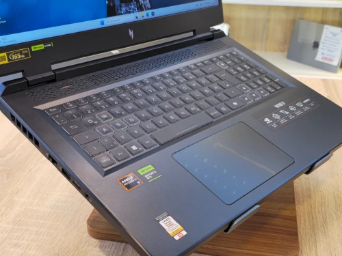 (VENDU) ACER NITRO 17 RYZEN AI 9-8945HS 32G 2T SSD RTX 4070 8G 17.3'' QHD 165HZ