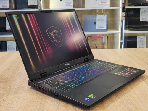 LAPTOP MSI CROSSHAIR 16HX AI ULTRA7-255HX 16G 512G SSD RTX5070 8G 16' 240HZ /WIN11