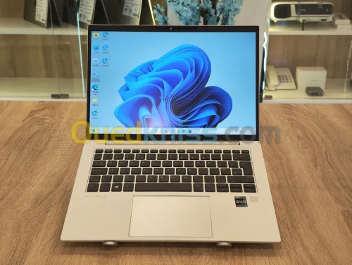 HP ELITEBOOK  840 G10 I5-1370P 8Go 256GB NVMe 14'' IPS FHD WIN 11