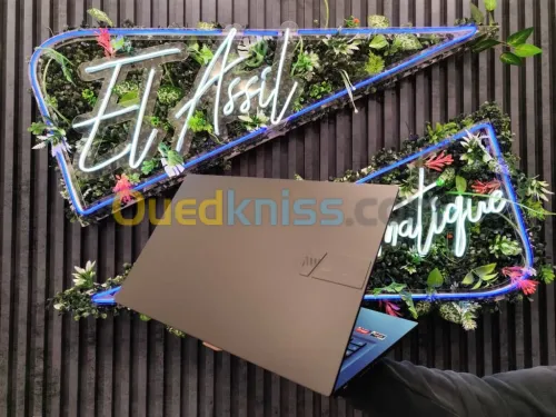 ASUS VIVOBOOK 17X M3704Y RYZEN 5-7430U 16Go 512GB NVMe 17.3" FHD IPS WIN 11 + POCHETTE ORIGINAL ASUS