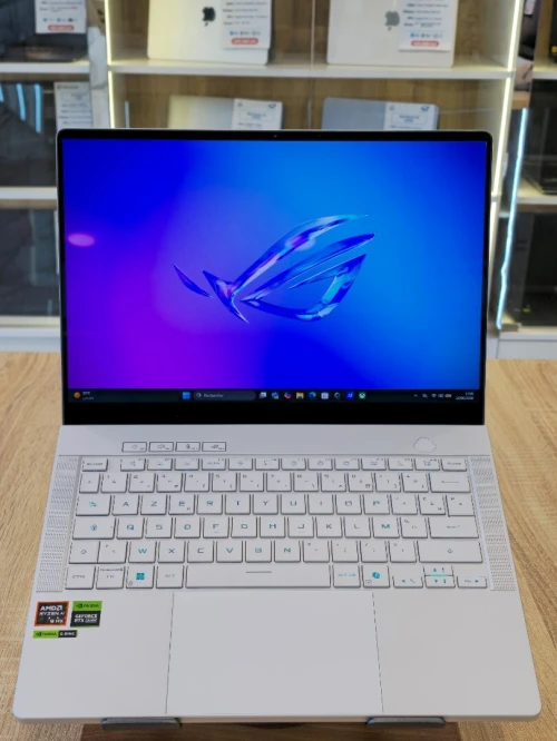 LAPTOP ASUS ROG ZEPHYRUS G14 GA403 RYZEN AI 9 HX 370 32G 1T SSD RTX 5060 8G 14'' QHD OLED 120HZ/WIN