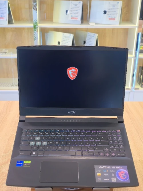MSI KATANA 15 B13VGK I7-13620H 32G 1T SSD RTX 4070 8G 15.6'' IPS 165HZ WIN11