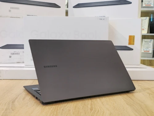 SAMSUNG GALAXY BOOK 2 PRO I5-1240P 8G 256G SSD 13.3'' FHD AMOLED WIN11 SOUS EMBALLAGE