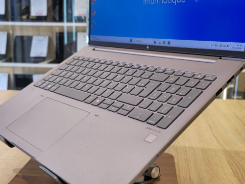 STATION HP ZBOOK POWER 16 INCH G11 RYZEN 9 9845HS 64G 1T SSD RTX 2000 ADA 8G 16'' WUXGA