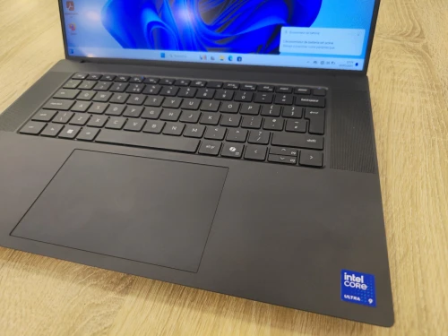 (VENDU) STATION DELL PRECISION 5690 ULTRA 9-185H 64G 2T SSD RTX2000 ADA 8G 16'' FHD+