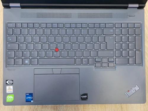 ( VENDU ) Station Lenovo ThinkPad P16 i7-12850HX 16G 512G RTX 2000 ADA 8G 16" IPS