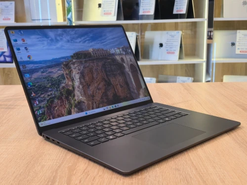 MICROSOFT SURFACE LAPTOP-7 SNAPDRAGON X12 32G 1TB SSD 13.8" 2K TACTIL