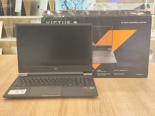 (VENDU) HP VICTUS GAMING 15-FB2082WM  RYZEN 5 8645HS 8Go 512GB NVMe RTX 4050 6Go 15.6" IPS FHD 144Hz