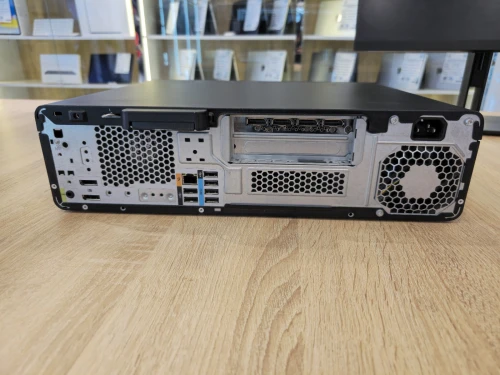 (VENDU) STATION BUREAU HP Z2 G9 I7-13700 32G 512G SSD QUADRO M4000 8G 24'' Z24NF G2 
