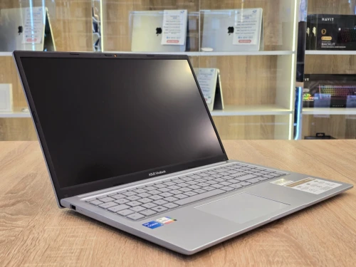 ASUS VIVOBOOK E1504Z  i5-1235U 16G 512G SSD 15.6' FHD WIN 11