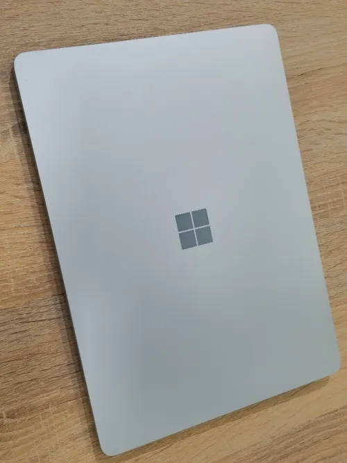 MICROSOFT SURFACE LAPTOP-7 SNAPDRAGON X12 16G 256GB SSD 13.8'' 2K QWERTY