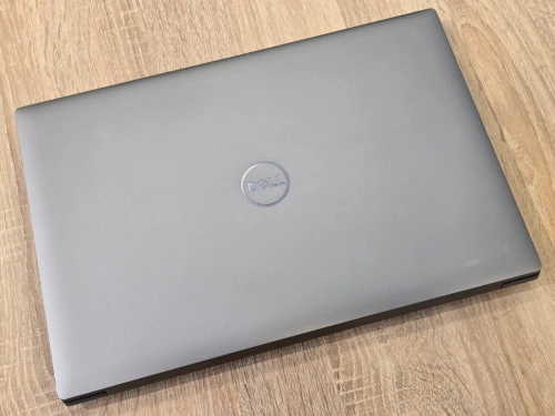 (VENDU) STATION DELL PRECISION 5690 ULTRA 7-165H 64G 4T SSD RTX2000 ADA 8G 16'' FHD+