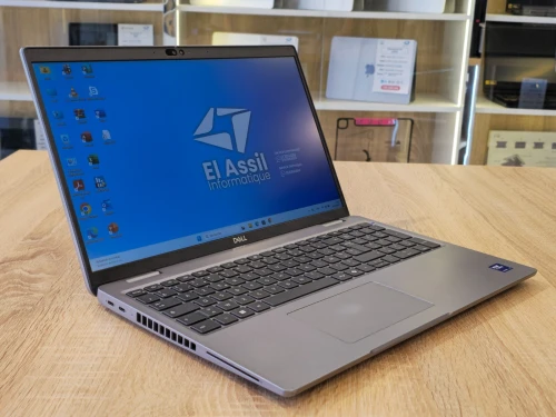 LAPTOP DELL  LATITUDE 5550  ULTRA-7 165U 16G 512G SSD 15.6'' FHD WIN11