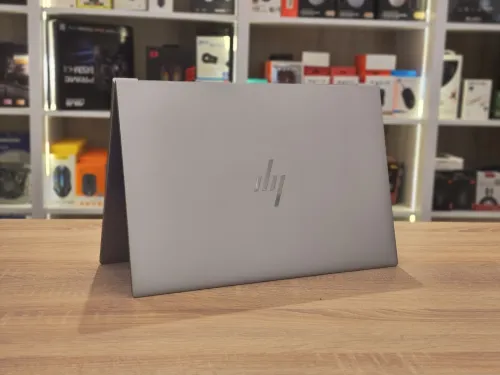(VENDU) STATION HP ZBOOK STUDIO G10 I9-13900H 32Go DDR51TB NVMe RTX4070 8GB 16" FHD+ IPS WIN11