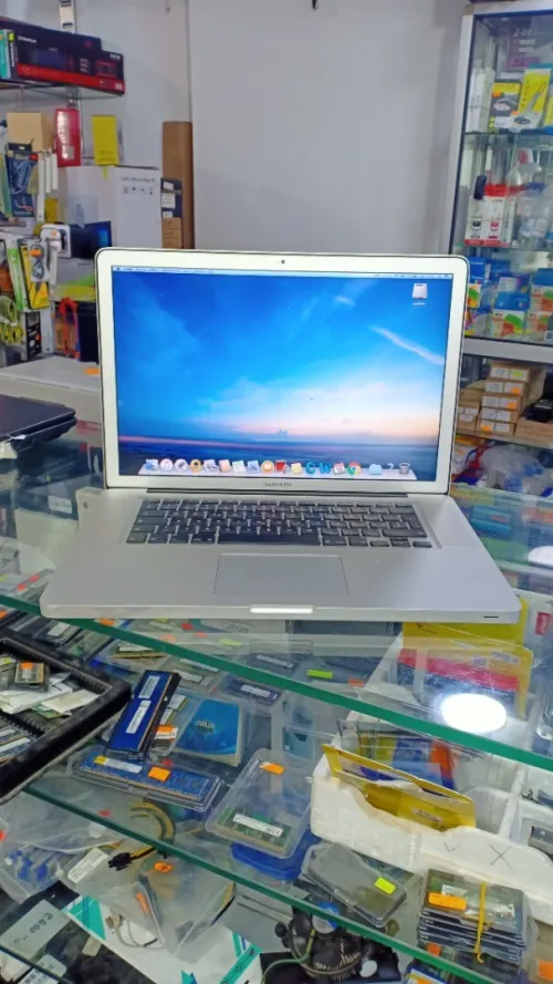MacBook Pro [Intel Core i7/ 8Gb/ 750Gb/ OS X 10.9.5/ 15"]