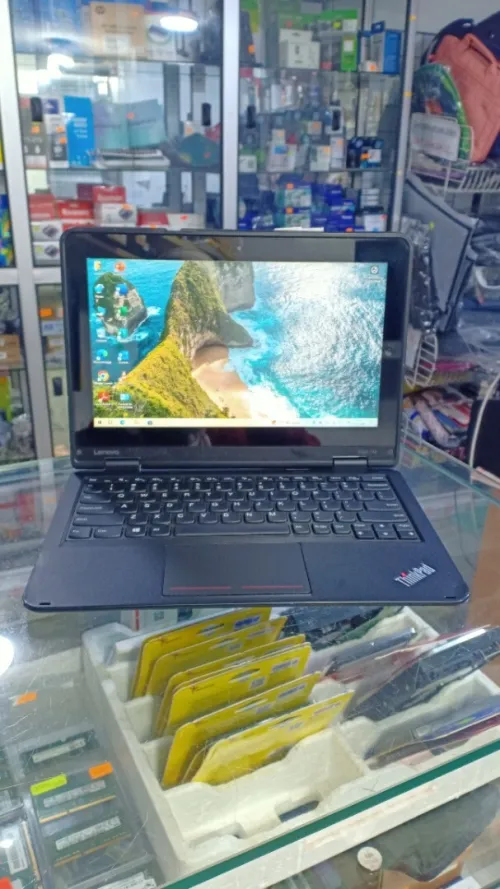 LENOVO Thinkpad Yoga 11e [Pentium 4405U/ 4Gb DDR3/ 128Gb SSD/ 11,6" HD, Tactile, 360]