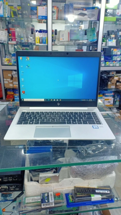 HP Elitebook 840 G6 [Intel Core i7-8665U/ 256Gb SSD/ 8GB RAM/ WIN10/ CLAVIER LUM/ 14" FHD]