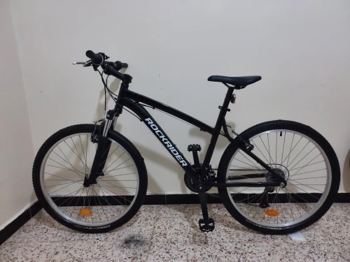 Vélo VTT Rockrider ST50 neuf j'amais utilisé