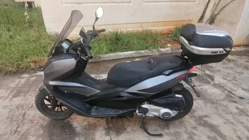 Vmax 300 2025