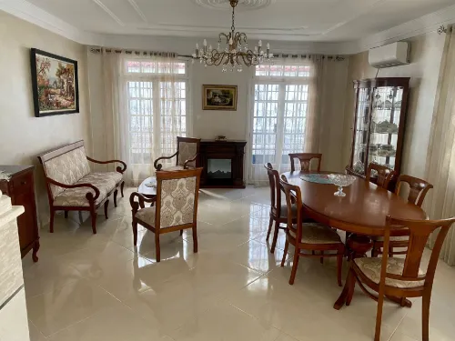 Location Appartement Niveau de villa F3 Alger Hydra