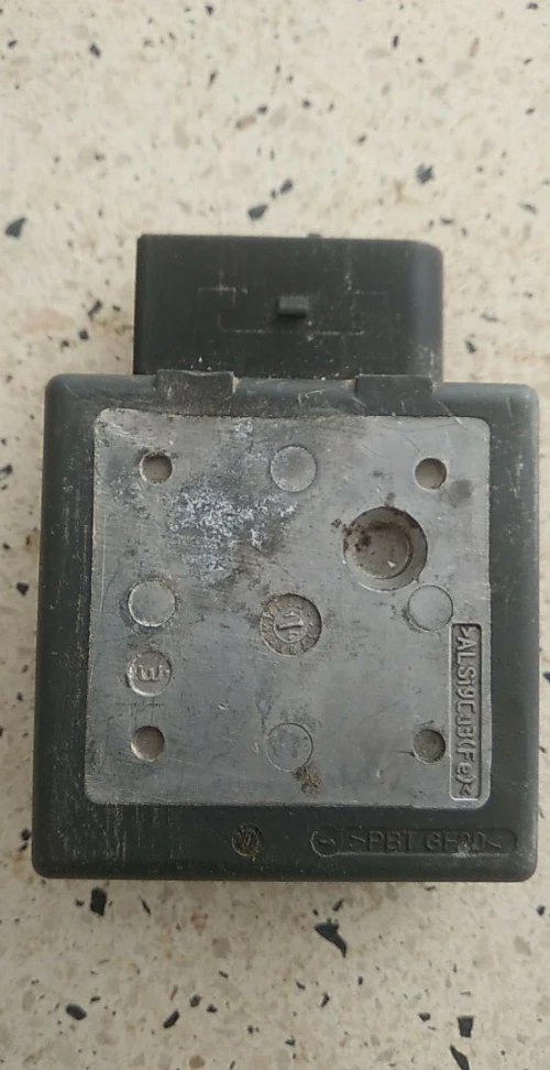 Module pompe à gasoile leon 04L