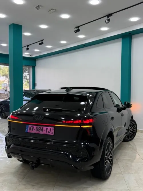 Audi Q3 2026 S lin