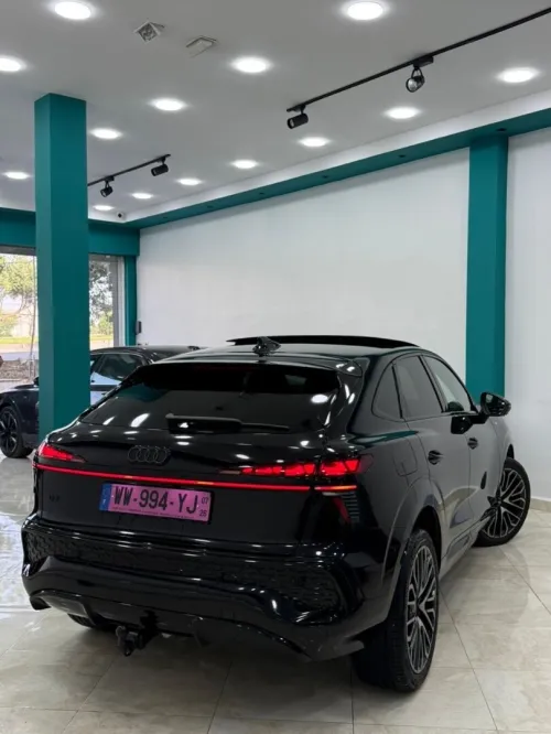 Audi Q3 2026 S lin
