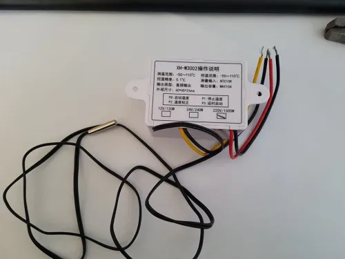 Contrôleur De Température DM-W3002 (XH-W3002)