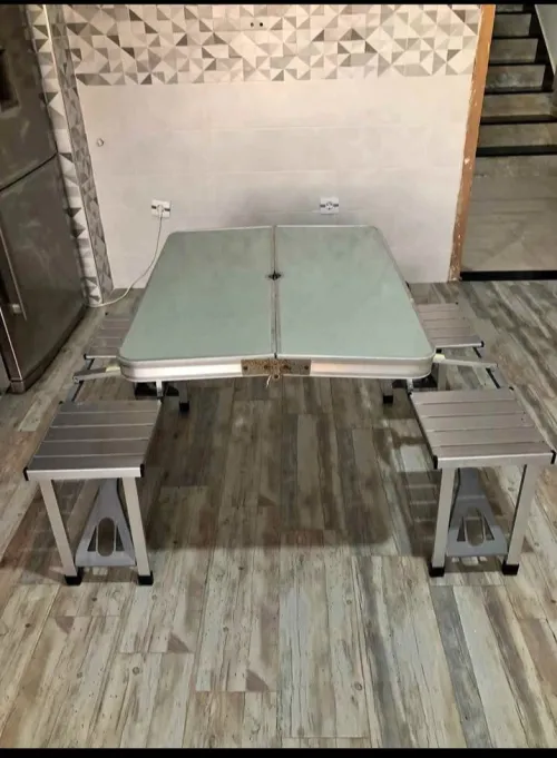 Table pliante.