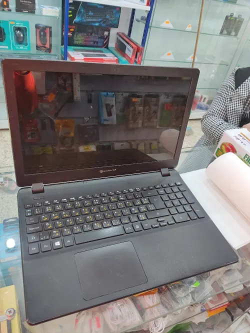 Carcasse PC Portable disponible 