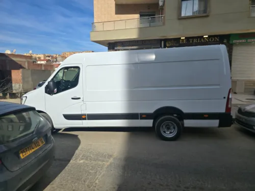 Renault Master jumelèe 2025 