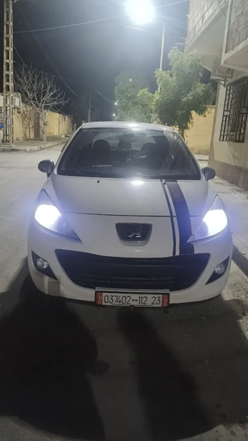 Peugeot 207 plus 2012 