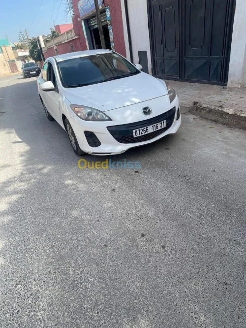 Mazda 3 box 2016 
