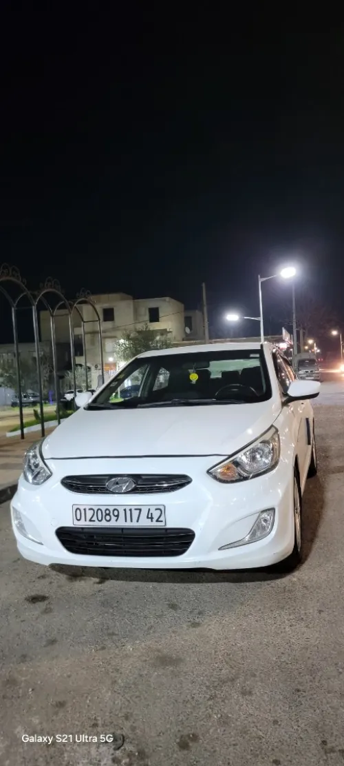 Hyundai Accent RB  4 portes 2017 Accent RB  4 portes