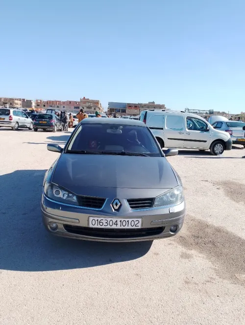 Renault Laguna 2 2001 Initial paris